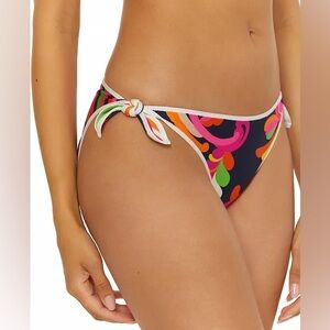 NWT Trina Turk
Women's Reversible Tie-Side Hipster Bikini Bottoms